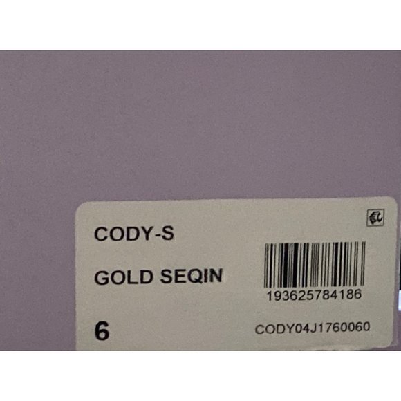 MADDEN GIRL Women’s Cody Pointed Toe Boots Gold Sequin NIB - Picture 4 of 4